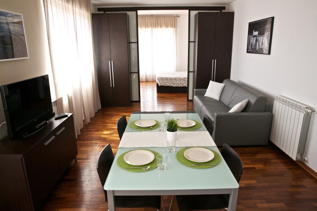 Residence Le Terrazze Триест Экстерьер фото
