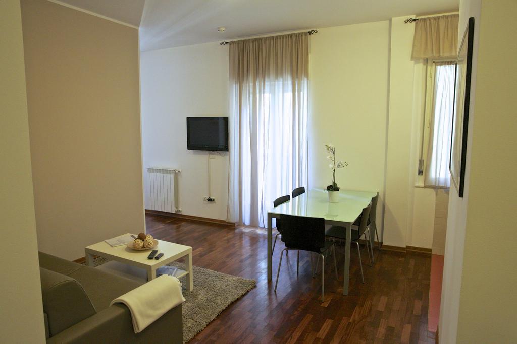 Residence Le Terrazze Триест Экстерьер фото