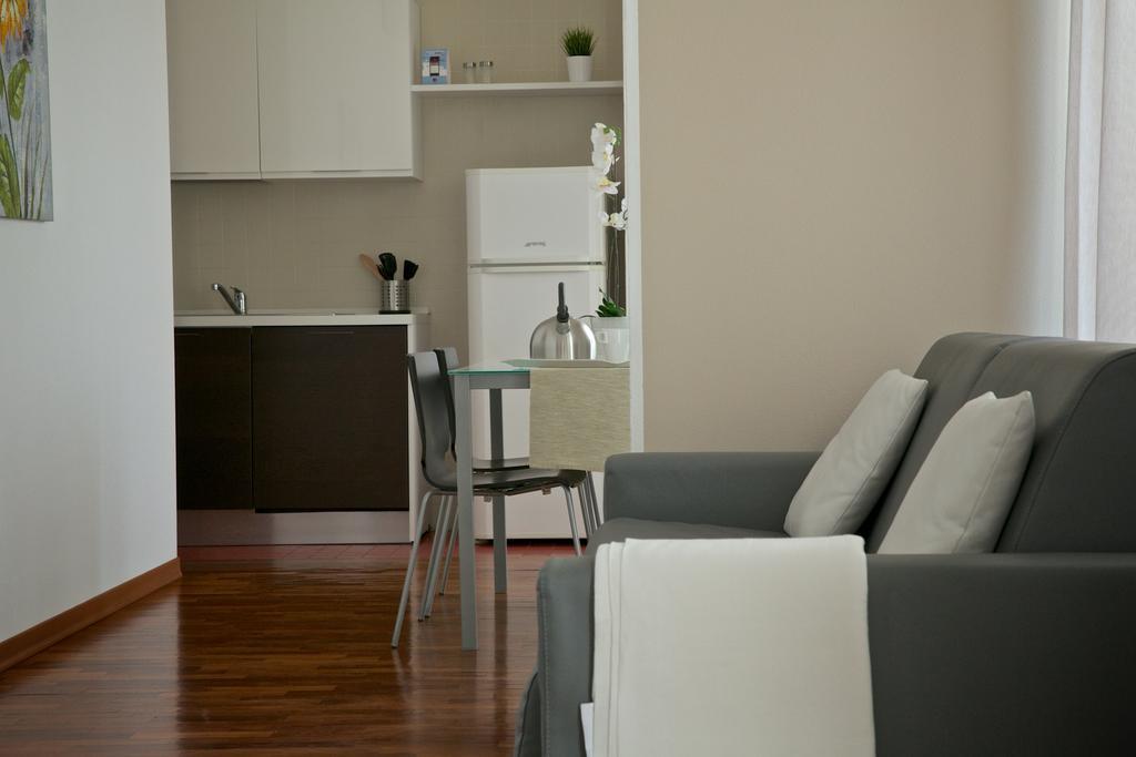 Residence Le Terrazze Триест Экстерьер фото